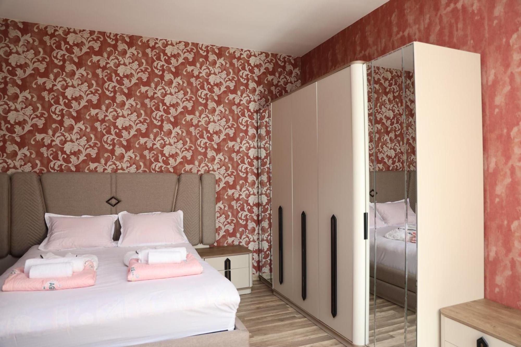 Feel House Otel T'erjola Dış mekan fotoğraf