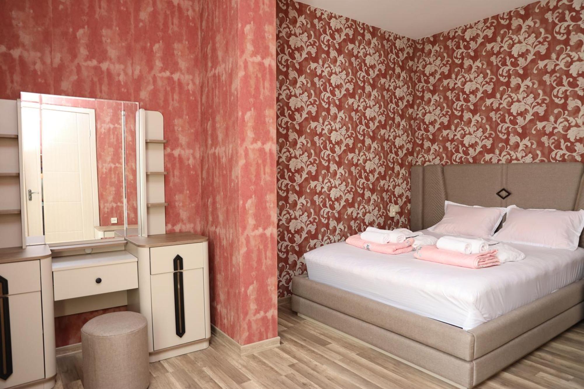 Feel House Otel T'erjola Dış mekan fotoğraf