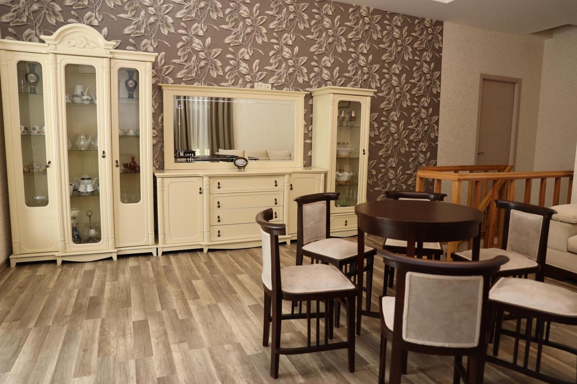 Feel House Otel T'erjola Dış mekan fotoğraf